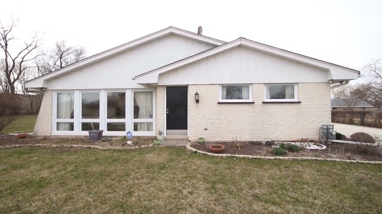 236 N. Irving Ave.,  Hillside, IL 60162