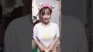 Gái Xinh Mu Múp , Ngực Thả Rông Lắc Max Phê