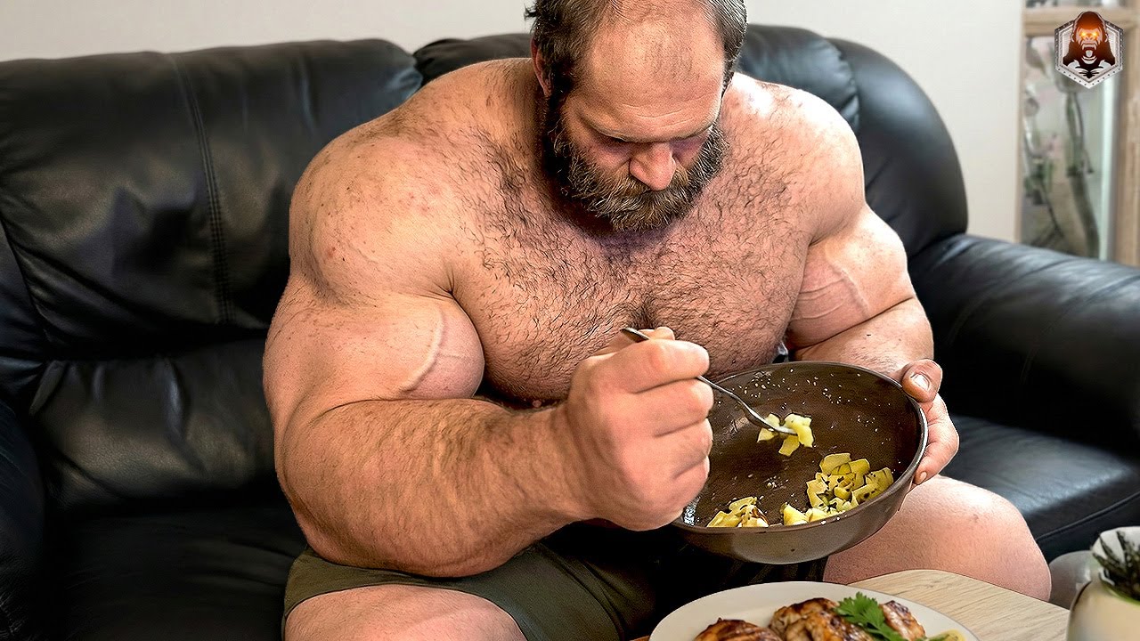 Андрей Смаев: Питание за весь день — Я потребляю 16 000 калорий в день — Мотивация к диете Андрея...