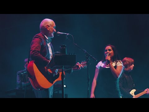 Paul Kelly &amp; Jess Hitchcock - Every Day My Mother&#039;s Voice (Live At The Domain, Sydney / 2019)