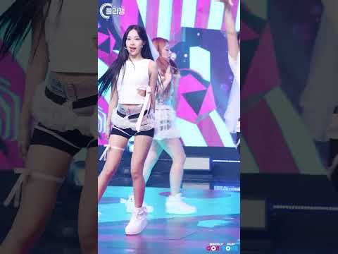 𝕃𝕠𝕧𝕖 𝕚𝕤 𝕝𝕚𝕜𝕖 𝕒𝕟 𝕒𝕣𝕔𝕒𝕕𝕖 #리센느 #원이