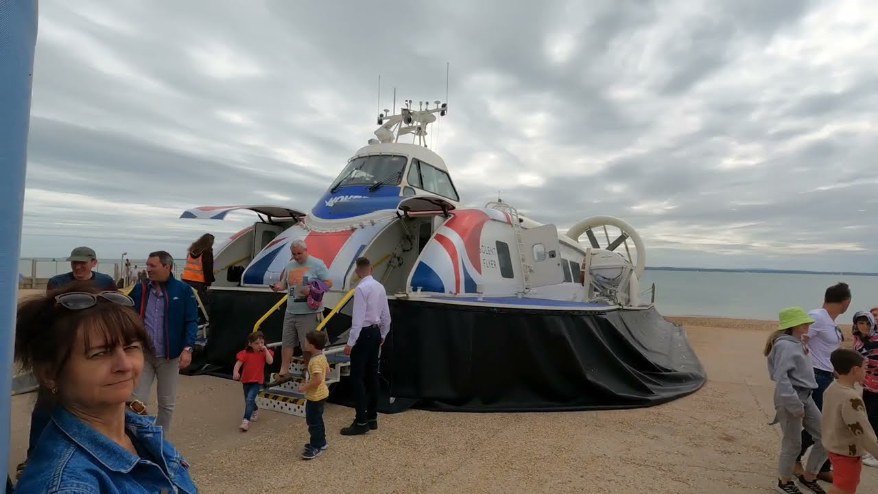 Solent Flyer Hovercraft Experience - Sunday 19th June 2022