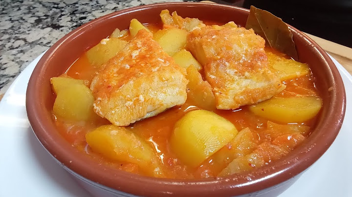 Guiso de PATATAS CON BACALAO receta de nuestras madres y abuelas 😋 tan delicioso que te encantará👌🏼