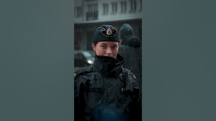 Asking cops 👮 for portraits #portraitphotography #cops #polisen#sweden