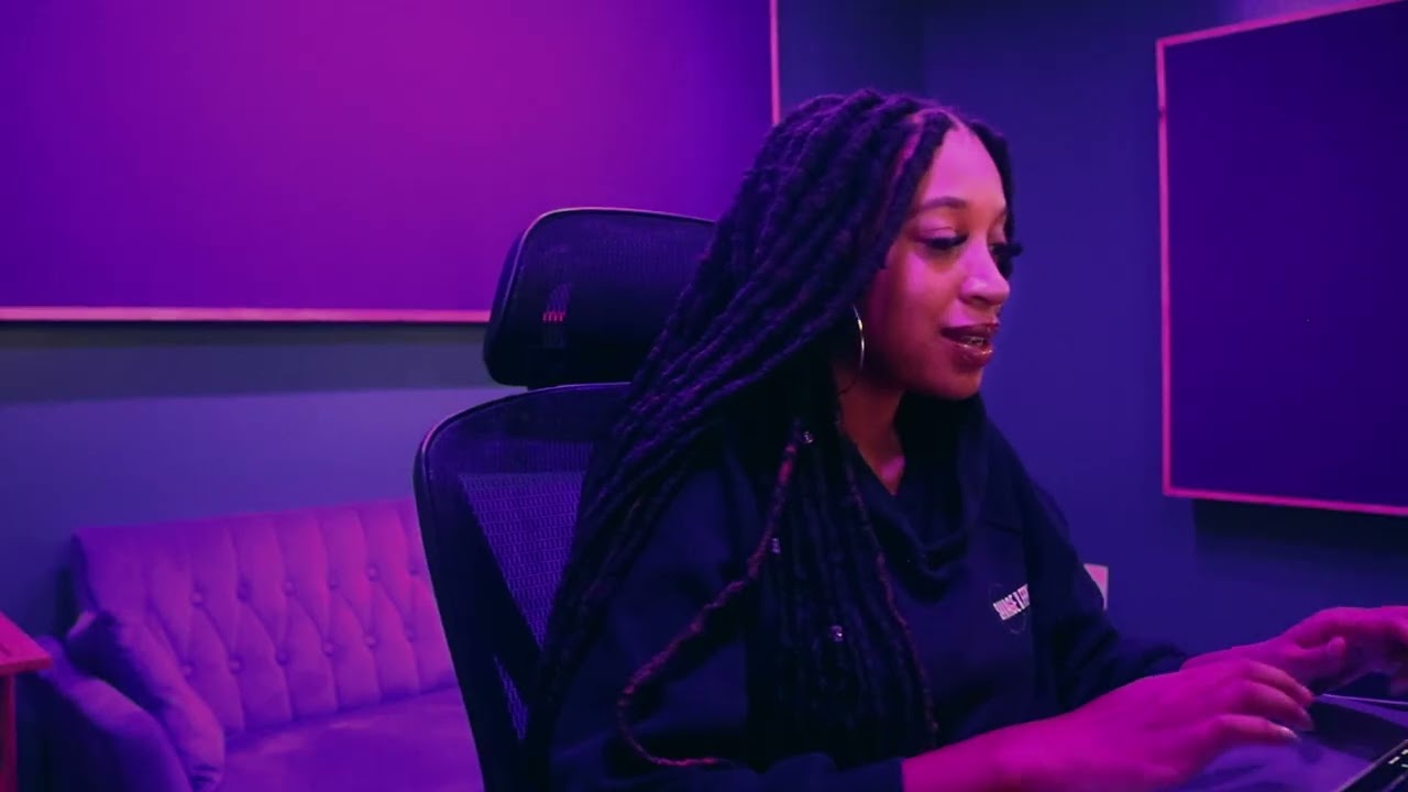 MAKING A BEAT & FULL SONG WITH AI SAMPLES