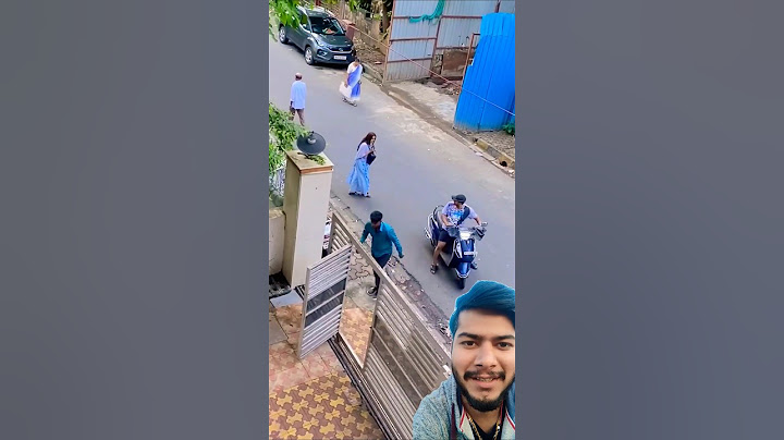 Aise Kon utarta hai Scooty se, koi bhi dar jayega.. #shortvideo #comedy #youtube #funny #shortsfeed