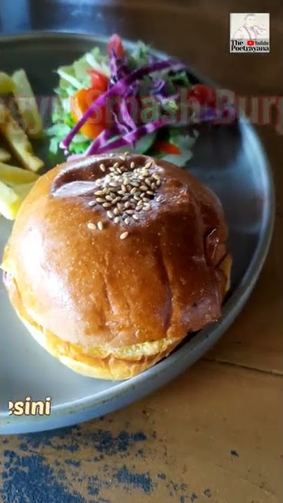 wagyu smash burger & dory sambal matah by Parsley resto Yogyakarta. ENAK !