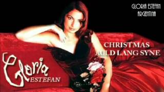 Watch Gloria Estefan Christmas Auld Lang Syne video