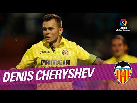 Valencia acerta o empréstimo do atacante russo Denis Cheryshev por