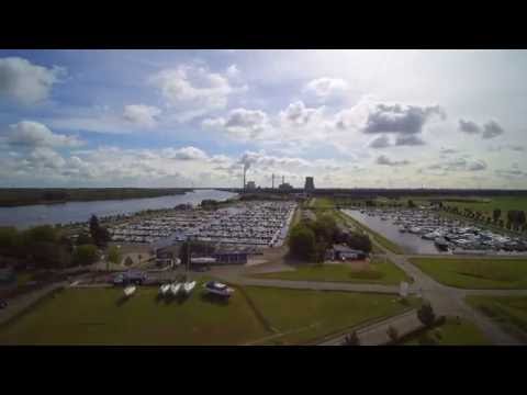 YUN00014 Jachthaven Drimmelen