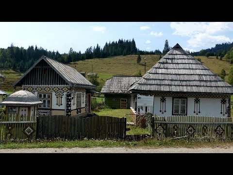 Satul muzeu  CIOCĂNEȘTI  The Living Museum Village (Bucovina, Romania)
