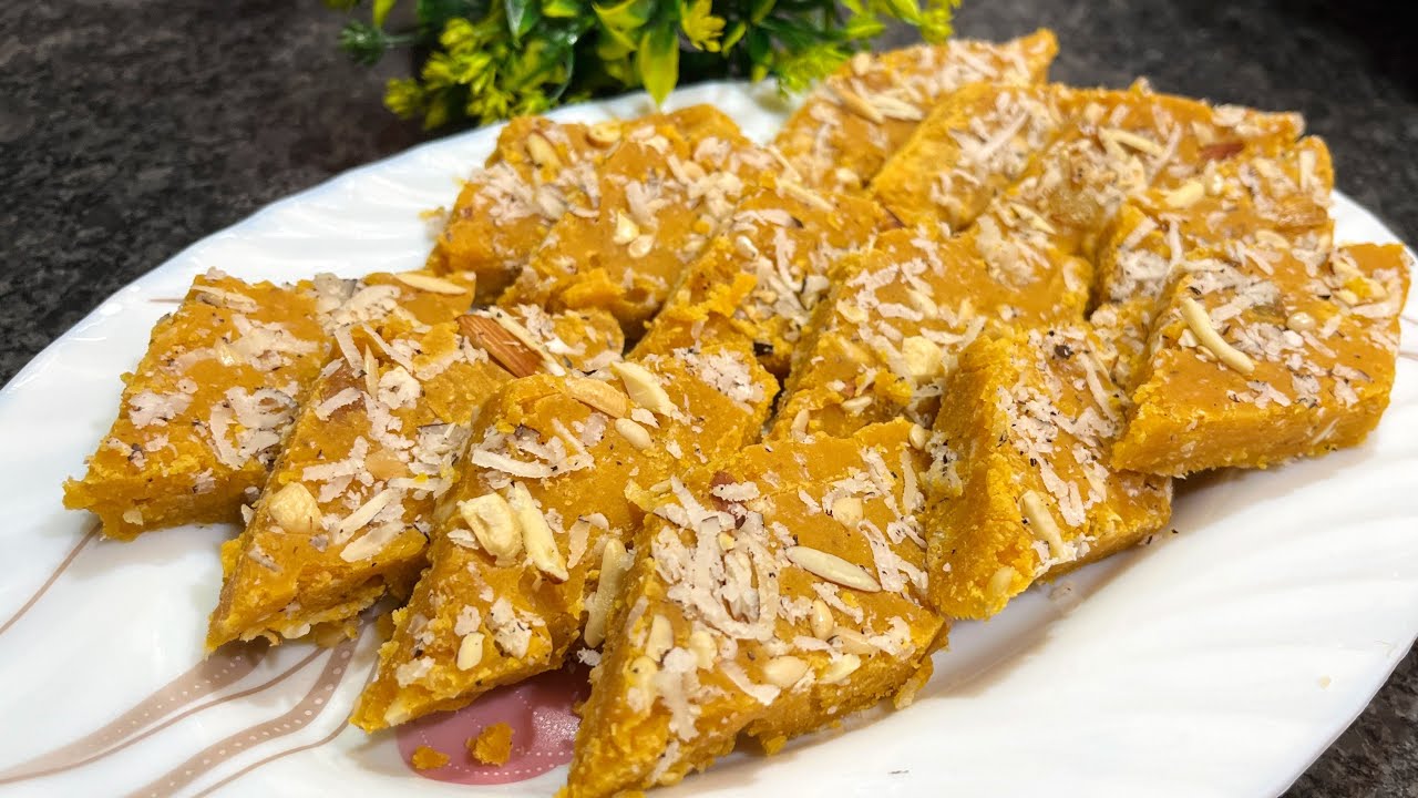 Chane ki Dal ka KATLI WALA Halwa Shab-e-Raat Special Chane ki Dal ki BARFI