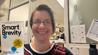 Book Review Smart Brevity