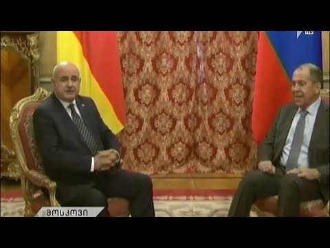 სერგეი ლავროვი დიმიტრი მედოევს ხვდება