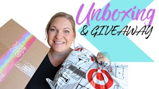 Unboxing and Summer Giveaway 2024 | Rad Rev, Target, Itzy Ritzy, Poppy and Peonies
GIVEAWAY CLOSED!! @danaveibell is the winner! I have a lot of fun new stuff to share with you today as well as a GIVEAWAY! Check below for details!
Shop Target Bag: https://rstyle.me/+LVtyJCNXsrmC-bgbIw74OQ
Shop Itzy Ritzy: http://i.refs.cc/eOdAcwWs?smile_ref=eyJzbWlsZV9zb3VyY2UiOiJzbWlsZV91aSIsInNtaWxlX21lZGl1bSI6IiIsInNtaWxlX2NhbXBhaWduIjoicmVmZXJyYWxfcHJvZ3JhbSIsInNtaWxlX2N1c3RvbWVyX2lkIjoyMDcxMjExNDd9
Shop Rad Rev: https://i.refs.cc/KCbvlRkz?smile_ref=eyJzbWlsZV9zb3VyY2UiOiJzbWlsZV91aSIsInNtaWxlX21lZGl1bSI6IiIsInNtaWxlX2NhbXBhaWduIjoicmVmZXJyYWxfcHJvZ3JhbSIsInNtaWxlX2N1c3RvbWVyX2lkIjo5MTU3OTk1Nzd9
HOW TO ENTER THE GIVEAWAY:
(This will run until Friday May 31st at 10 am mst)
1. Subscribe to my YouTube channel
2. Follow me on Instagram here: https://www.instagram.com/poppinsapproved/
3. Like and Comment on the Summer Giveaway post on Instagram NOT YouTube TELLING ME YOUR FAVORITE PLACE TO TAKE A VACATION- To let me know that you have completed the first two steps.
4. For Extra Entries tag your friends who you think would enjoy my channel!
Thats it! Hope you guys have an amazing summer! I will announce the winner on my Instagram post and in my stories.
Other Discount Codes and Affiliate Links:
https://linktr.ee/poppinsapproved
Follow me: https://www.instagram.com/poppinsapproved/
Contact for Collabs: poppinsapproved@gmail.com Unboxing and Summer Giveaway 2024 | Rad Rev, Target, Itzy Ritzy, Poppy and Peonies