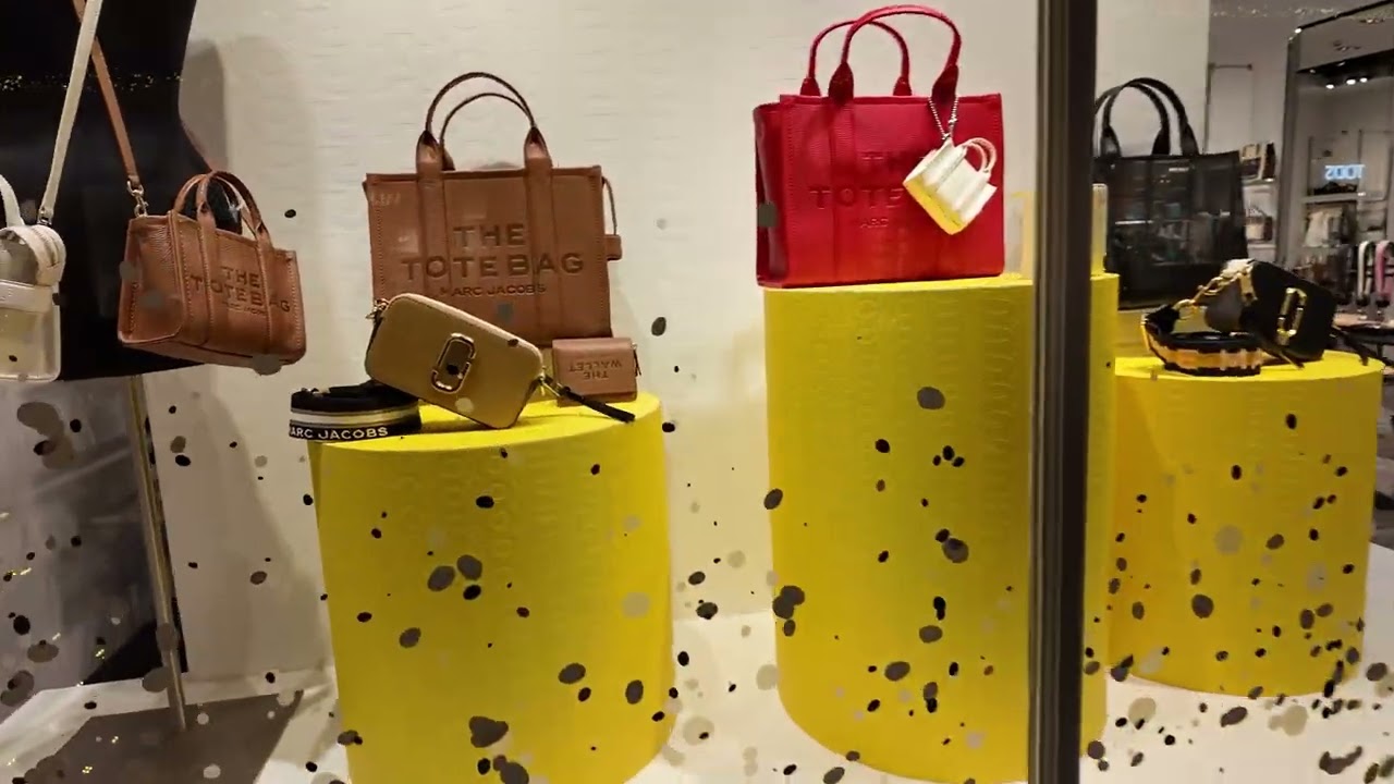 POV Walking in Paris La Vallée village Outlet, Luxury shopping, Loewe, Prada, Gucci