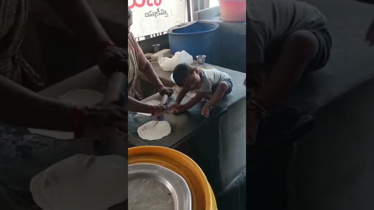 making chapathi☺️ 