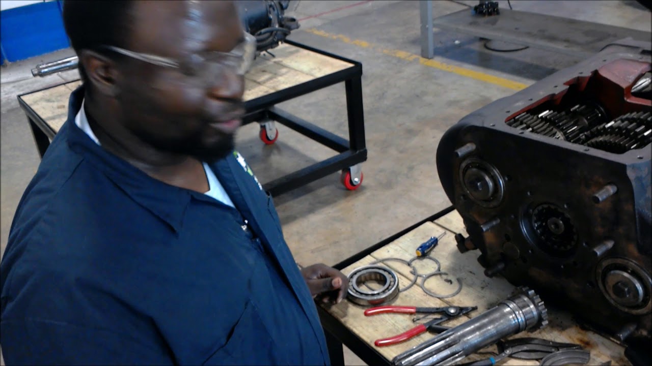 Input shaft removal and installation YouTube