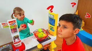 kids playing fruit store learn colors sizes with fruits and toys for kids children