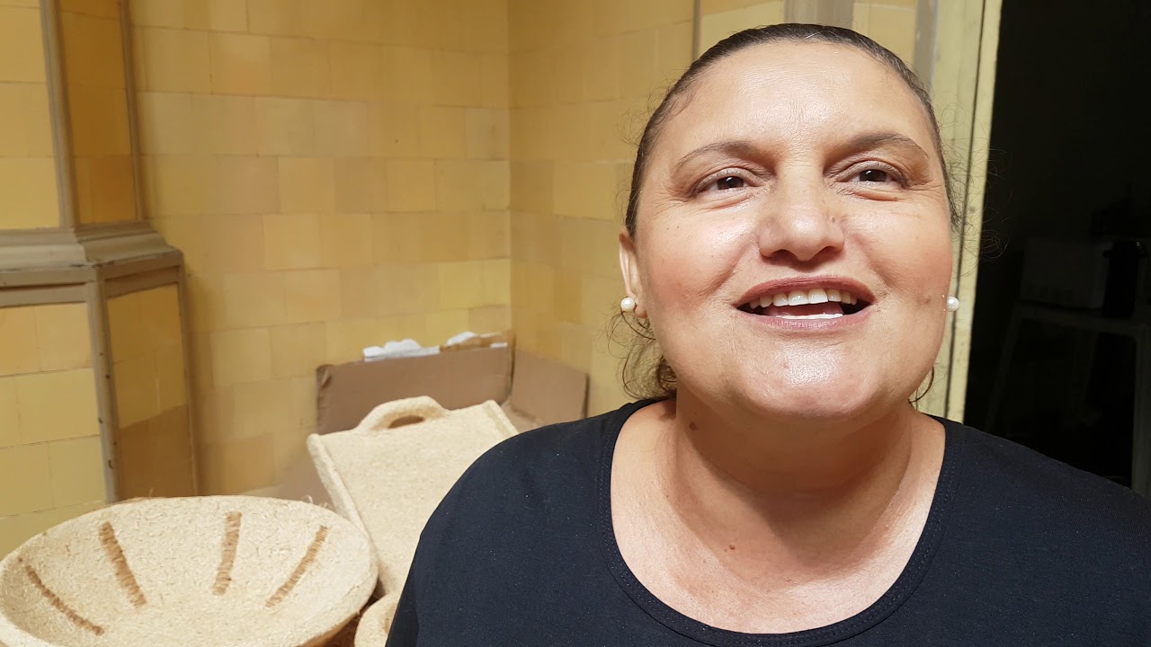 Tânia Caruzo é Arte Em Bagaço De Cana Qualificação Profissional
