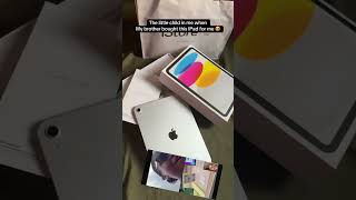 Grateful for the gift of siblings that are attentive 🦋😍. #ipad #ipadunboxing #ipad11thgen