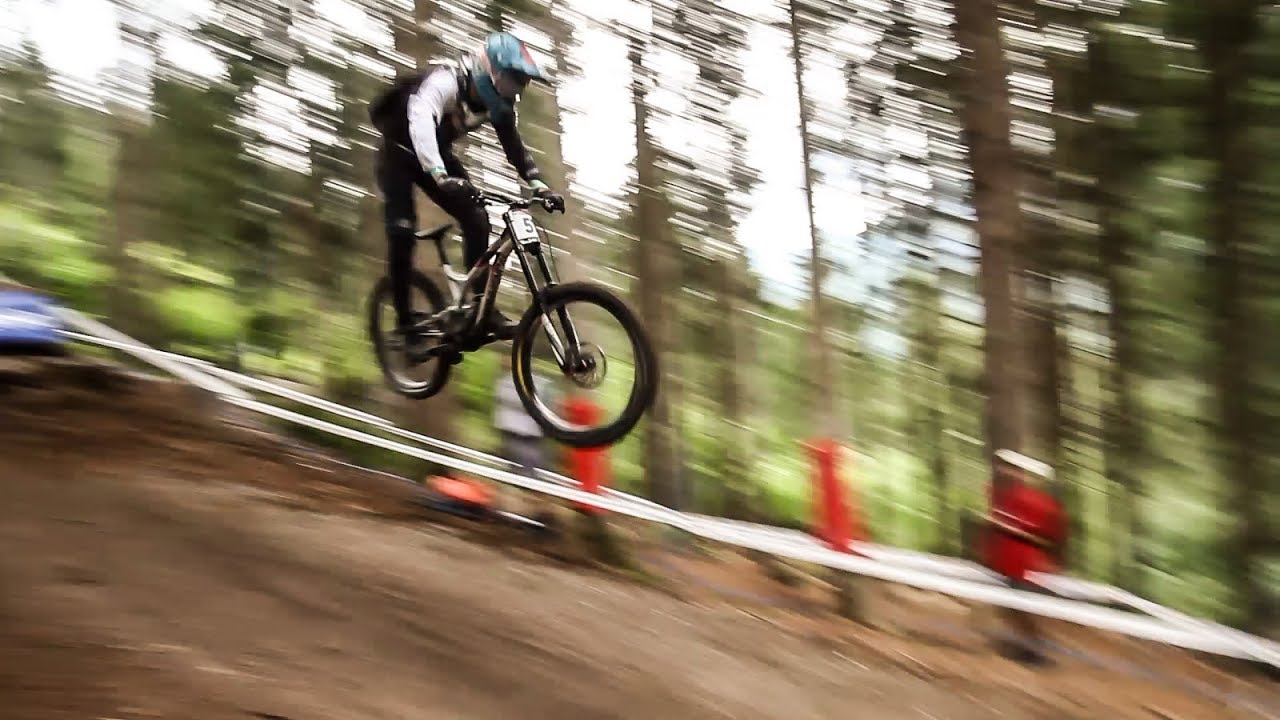 RAW Downhill World Cup Val Di Sole Practice 2018 - YouTube