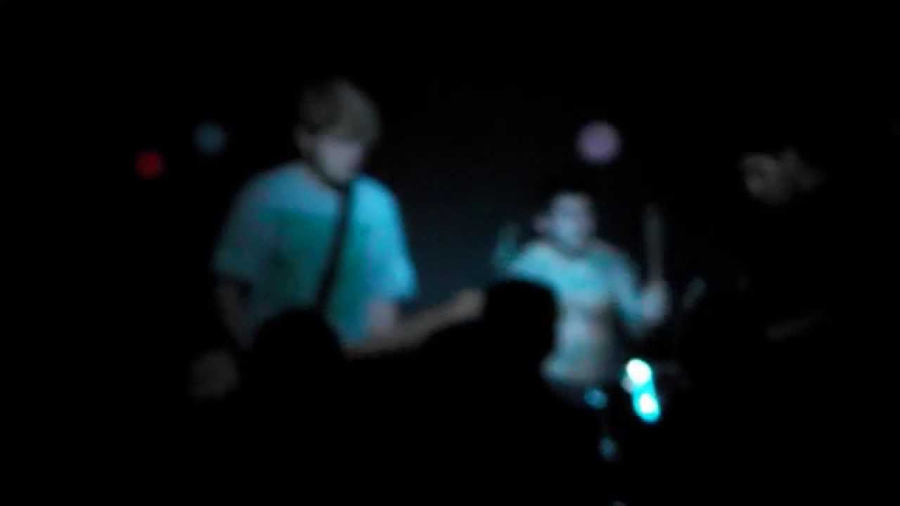 video phone beyonce mp3 MAS. ALLA. DE. LAS. PALABRAS. En Neuquen