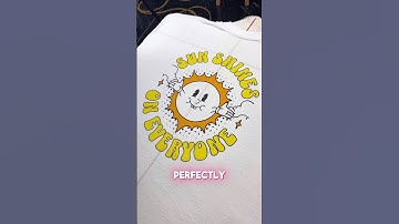 How to Screen Print 🚨 #screenprinting #smallbusiness #myloprints #shorts