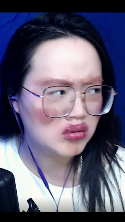 Sungguh Menawan MUKA MOMON by Aurellya Keisha