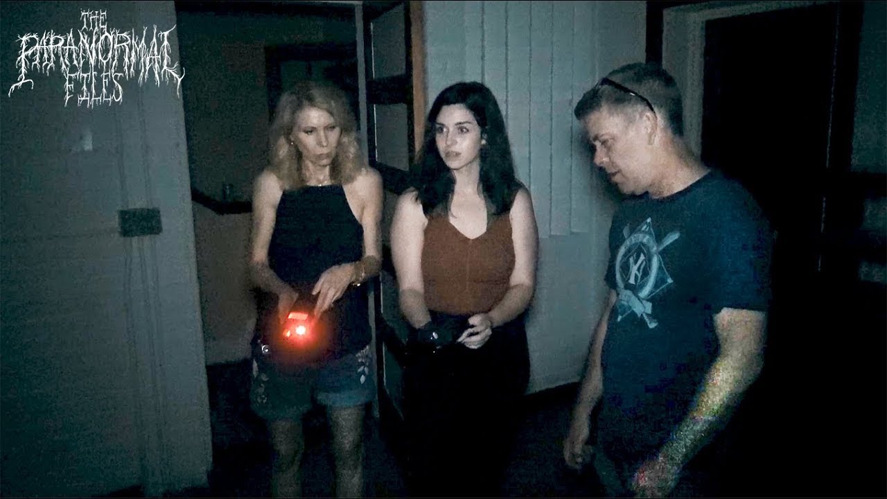 Dating paranormal