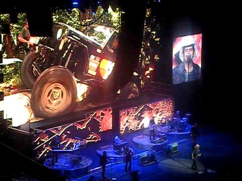 Brad Paisley Concert, Grand Forks 2010 (mud on the...