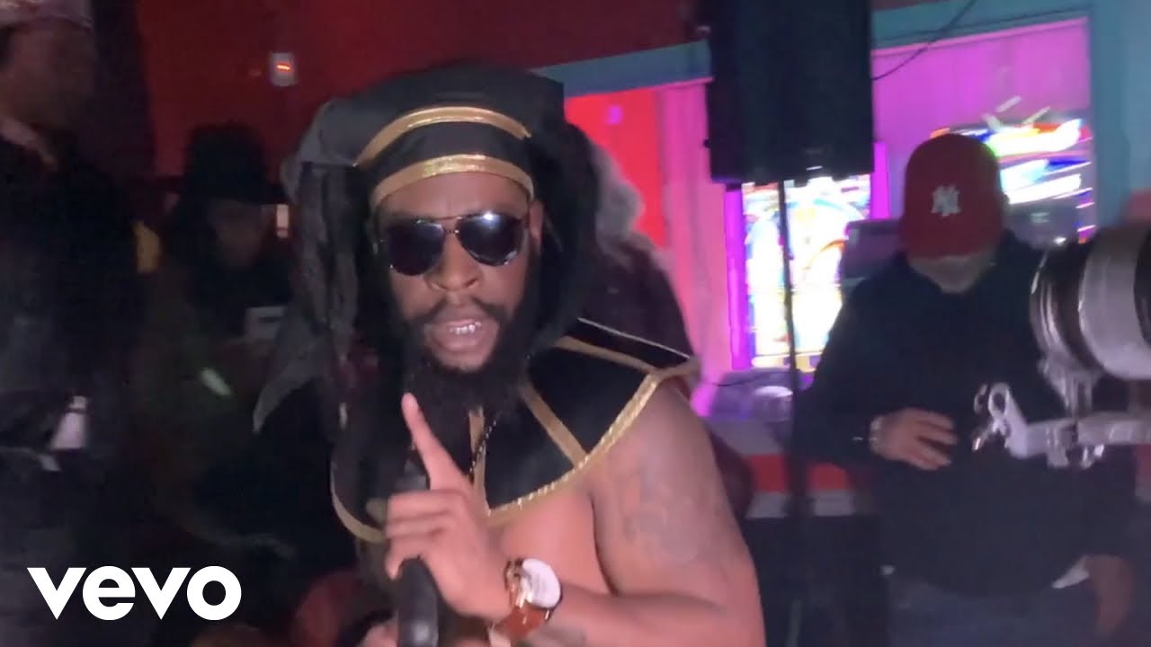 Fayro - Reggae Freq (Live Performance)