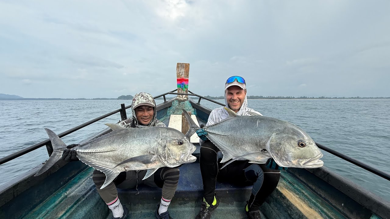 Epic Thailand Fishing! Huge Giant Trevallies, Spanish Mackerel,Tuna & Groupers on Topwater & Jigging
