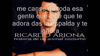 Video thumbnail of "Animal nocturno - Ricardo Arjona (letra)"