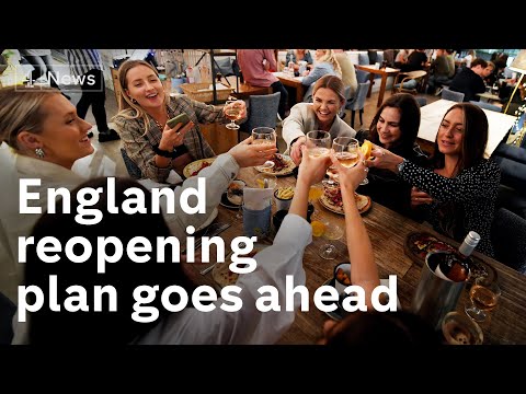 Video: Storbritannia: Innendørs puber gjenåpner, og det kan bli det gyldne øyeblikket for små bryggerier