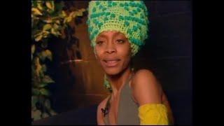 Erykah Badu - Heart&Soul Interview (2001)