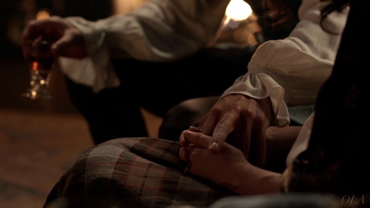 Outlander Season 2 Episode 5 "You're A Kind et Loving Mother" Extended Scene