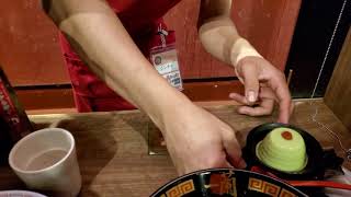 Ordering Ichiran's Matcha Pudding in Japan! screenshot 4