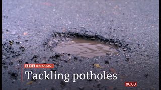Potholes (traffic light) map rates council road repair progress (UK) 11/Jan/2026