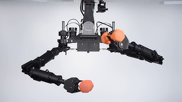 HDMS Dual-Arm Robot Pumps Iron!