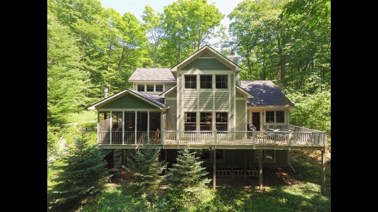 Relax Amongst the Trees in Harbor Springs, Michigan