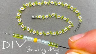 Easy Tutorial: Beaded Flower Necklace | How to Make a Seed Bead Necklace