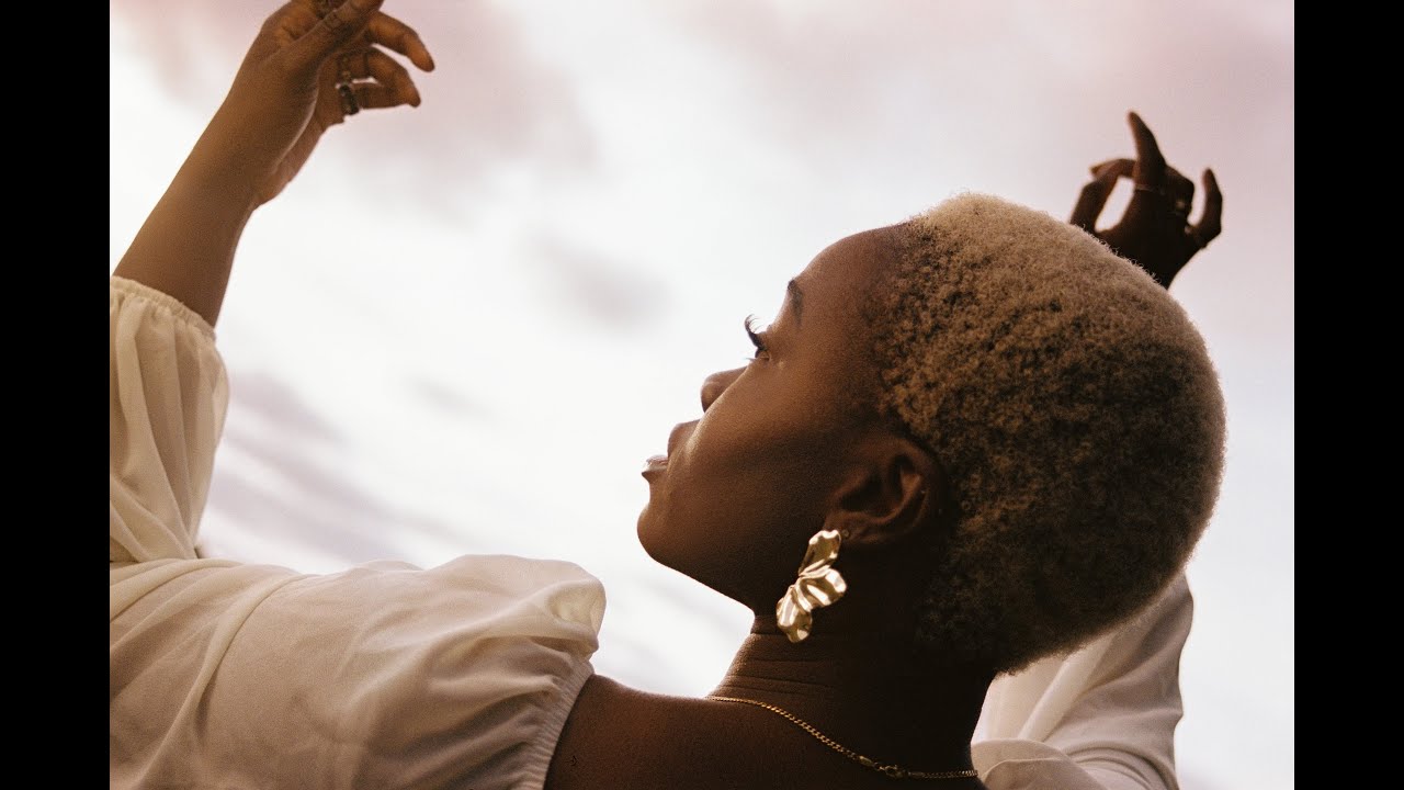 Gentle - Drea auf YouTube ansehen Gentle - Drea auf YouTube ansehen