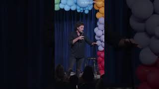 Australian Comedian Deserves USA Citizenship For This 🔥