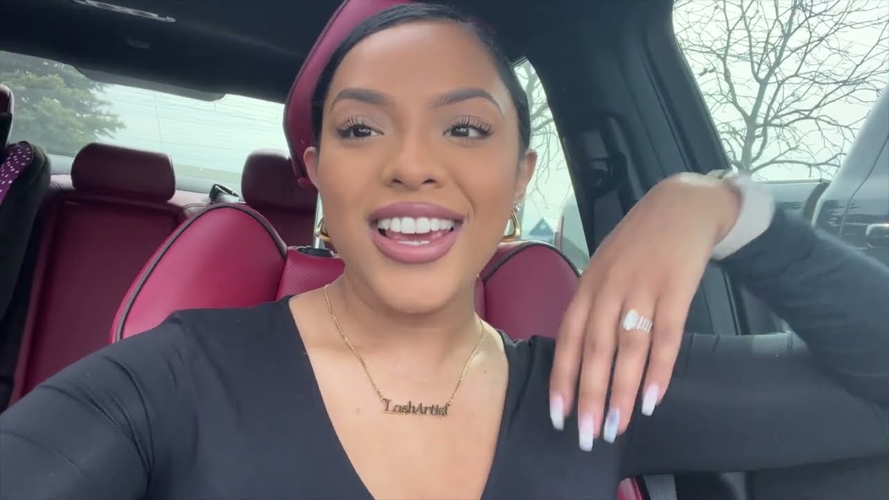 DAY IN THE LIFE OF A LASH ARTIST | LASH VLOG | VOLUME LASH SETS | EYELASH EXTENSIONS