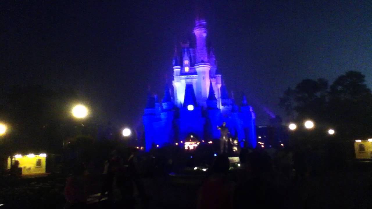 Walt Disney World's Magic Kingdom Park Close Announcement (Rare Footage)