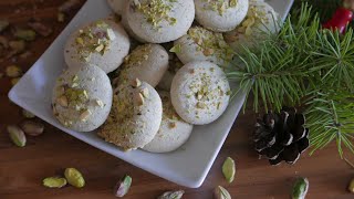 Pistachio Meringues Cookies | GlutenFree, DairyFree