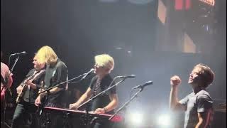 Busted FT Hanson Mmmbop 2.0 Manchester Arena