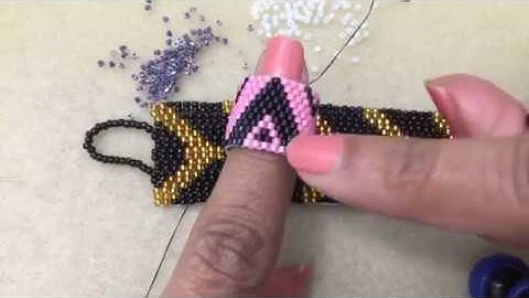 Odd count peyote stitch demo-- Lefthand beading tutorial