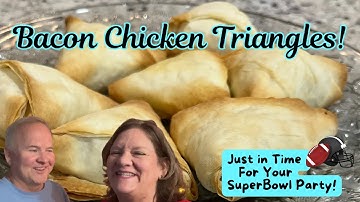 Game Day Bacon Chicken Triangles / Super Bowl Appetizer / Easy Super Bowl Bacon Chicken Appetizers